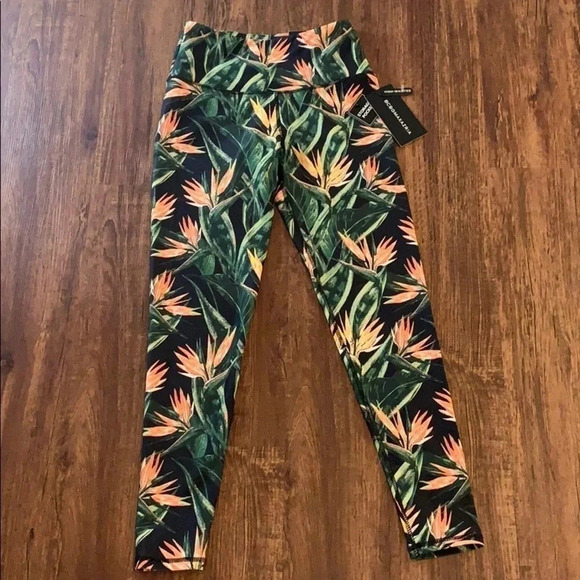 NWT BCBG MaxAzria Active Leggings Floral Print Size Small - Picture 1 of 10